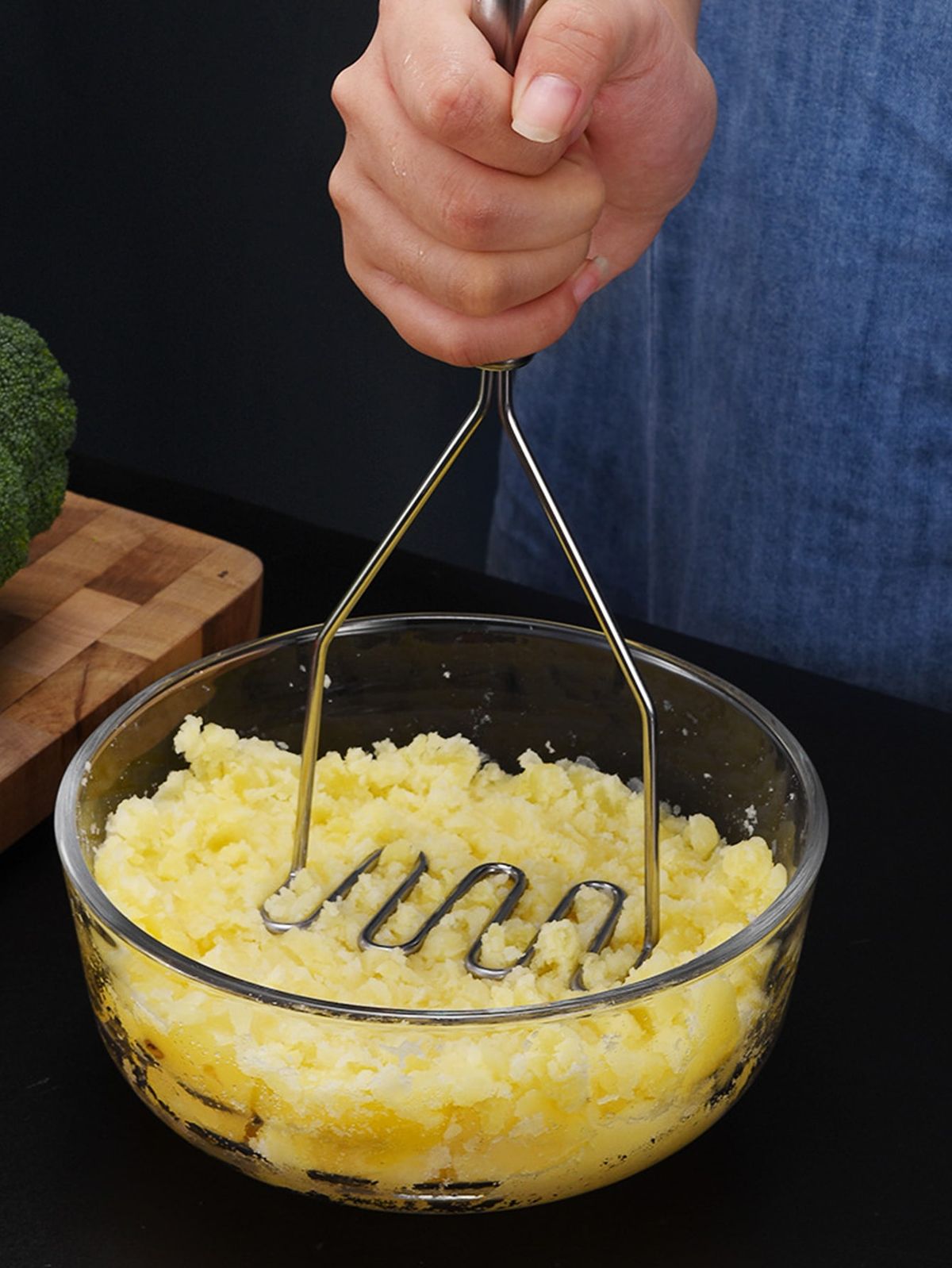 Ramadan special offer – Potato Masher – Efficient Kitchen Gadget for Soft Mashed Potatoes